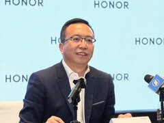 专访荣耀CEO赵明：端侧AI先于苹果三年，荣耀乐见友商跟进
